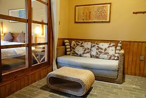 Moondance Hotel