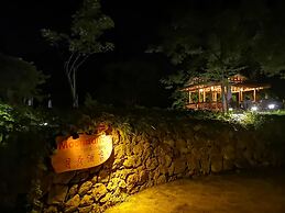 Moondance Hotel