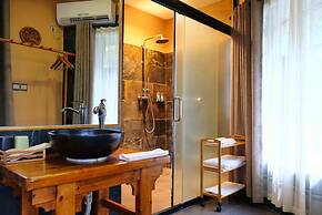 Moondance Hotel