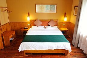 Moondance Hotel