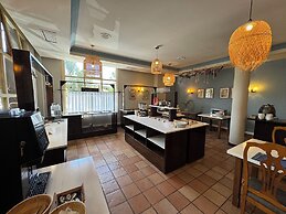 Hotel Jakue