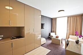 Platinum Apartments Aparthotel