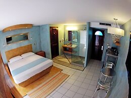 Hotel Rio Malecon