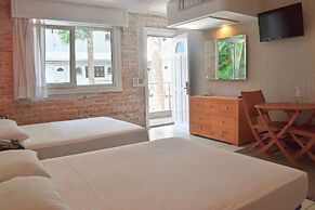 Hotel Rio Malecon