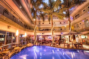 Hotel Rio Malecon