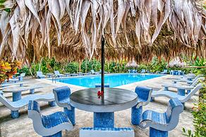 Atlantida Lodge