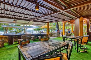 Atlantida Lodge