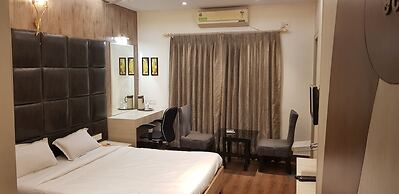 Hotel Rushabh Home