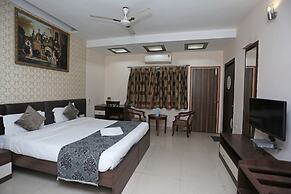Hotel Rushabh Home