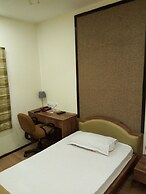 Hotel Rushabh Home