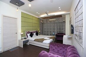Hotel Rushabh Home