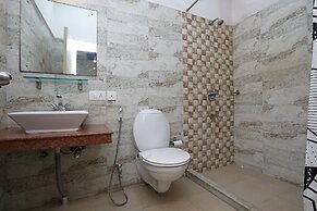 Hotel Rushabh Home