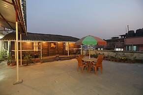 Hotel Rushabh Home