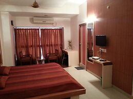 Hotel Rushabh Home