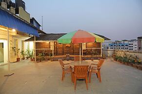 Hotel Rushabh Home