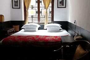 Yide Hotel
