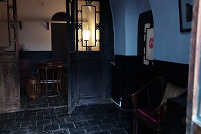 Yide Hotel