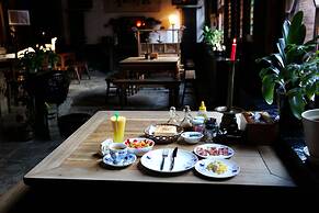 Yide Hotel