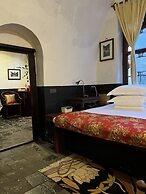 Yide Hotel