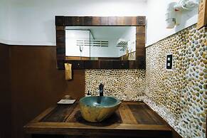 Whale Island Resort