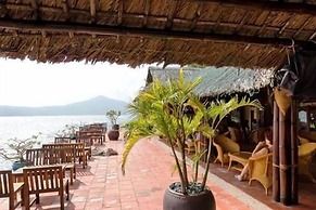 Whale Island Resort