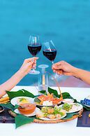 Whale Island Resort
