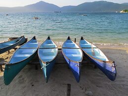 Whale Island Resort
