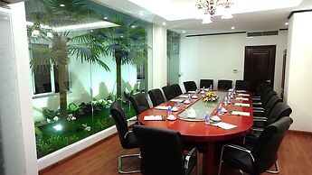 Golden Halong Hotel