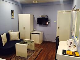 Hotel Crestwood
