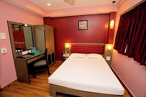 Hotel Crestwood