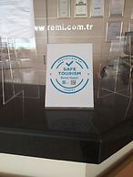 Remi Hotel