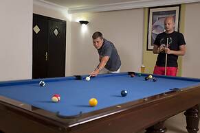 Remi Hotel