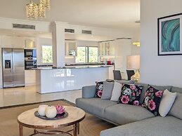 Coral Beach Aparthotel