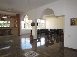 Ministar Hotel