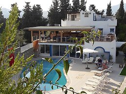 Ministar Hotel