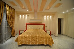 Prestige Hotel