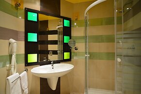 Prestige Hotel