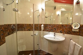 Prestige Hotel