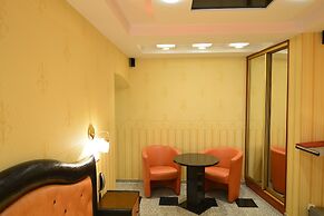 Prestige Hotel