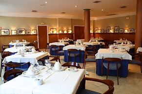 Hotel Azar