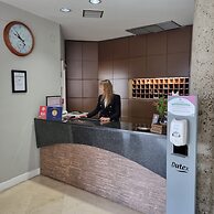 Hotel Azar