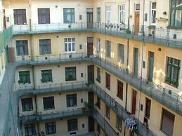 Amiga Hostel
