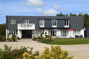 Cozy Hotel