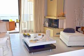 Kymothoe Elite Suites