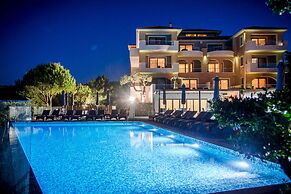 Kymothoe Elite Suites