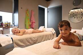 Neptuno Aparthotel