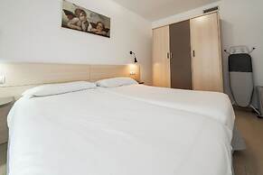 Neptuno Aparthotel
