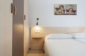 Neptuno Aparthotel