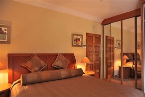 Hoyohoyo Chartwell Lodge