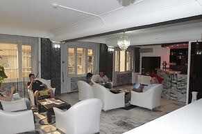 Kozan Hotel